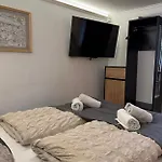 Nilo جارمش بارتنكيرشن
