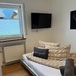 Nilo جارمش بارتنكيرشن